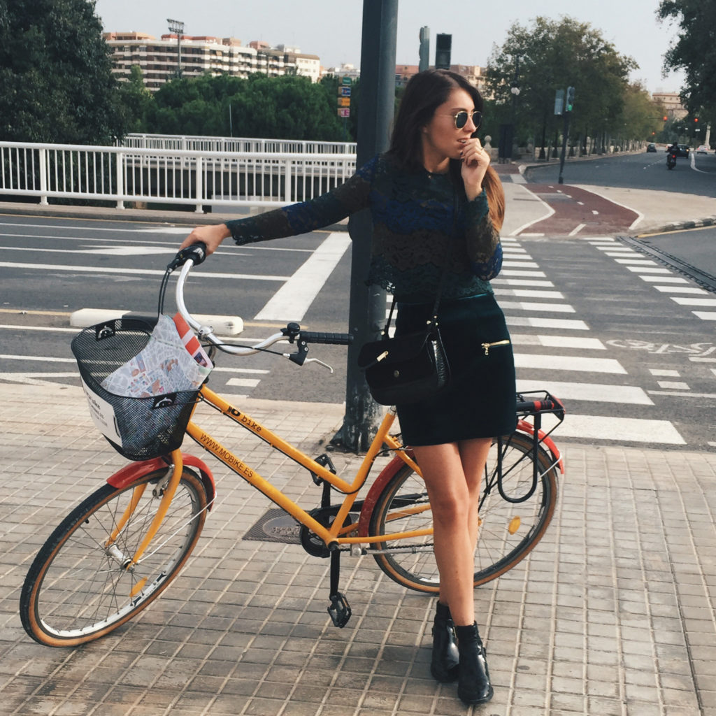 a-new-jacket maastricht valencia simone daemen blogger fashion travel